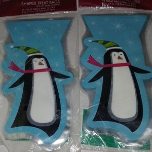 Penguin Shaped Treat Bags Blue qty 15 with ties NWT
